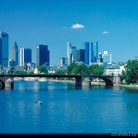 Offenbach-kaiserlei Hotel 3*