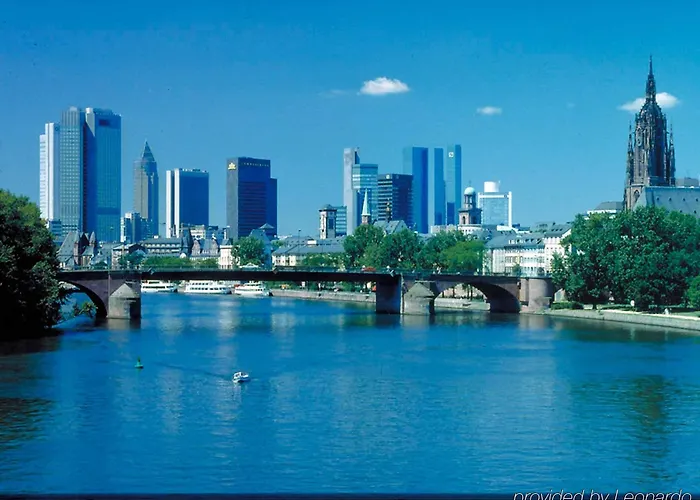 Offenbach-kaiserlei Otel 3*