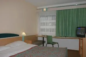 Offenbach-kaiserlei 3*